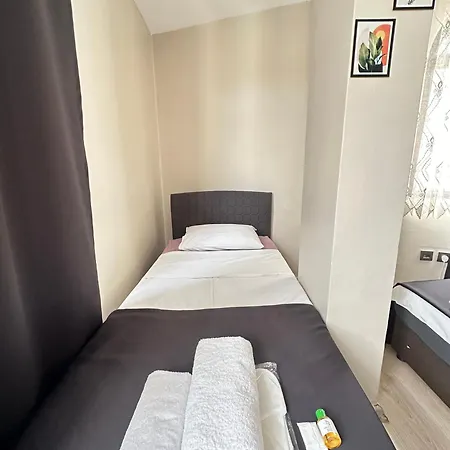 Glr Hotel *