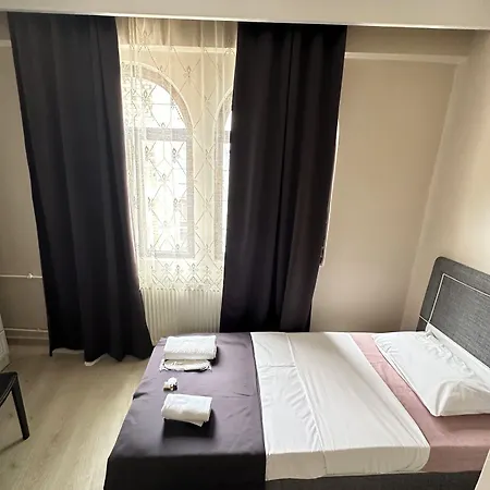 Glr Hotel *
